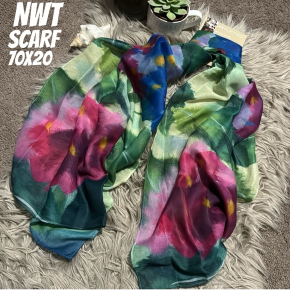 Gorgeous NWT Scarf-Demdaco”ArtLifting”Water Color Vibes Print-Blues/Purple/Green - Picture 1 of 13